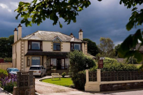 Отель Sea-View Rooms at Wetherby BB  Нэрн